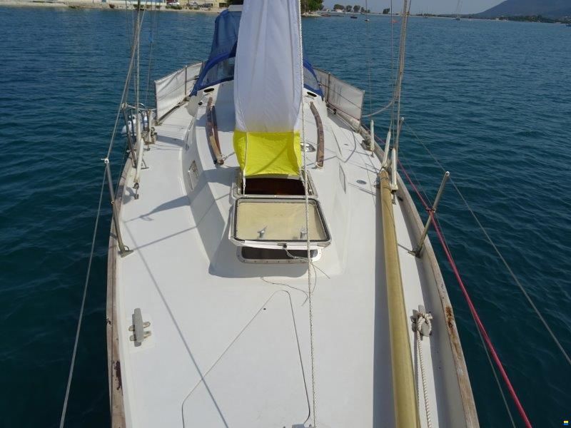 Camper & Nicholsons 35