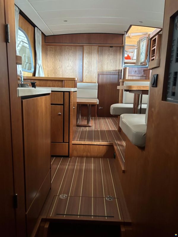 Linssen Grand Sturdy 40.0 AC