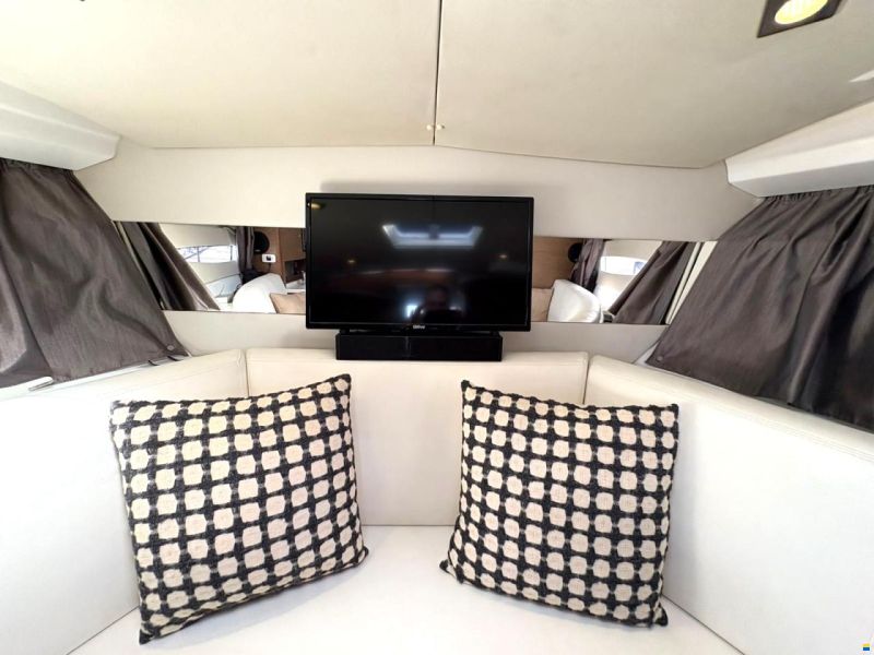 Jeanneau Leader 8