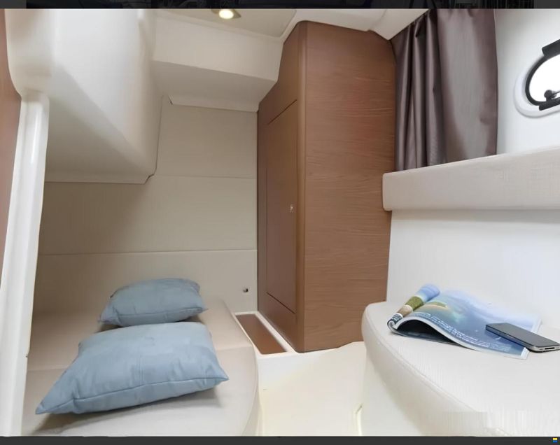 Jeanneau Leader 8