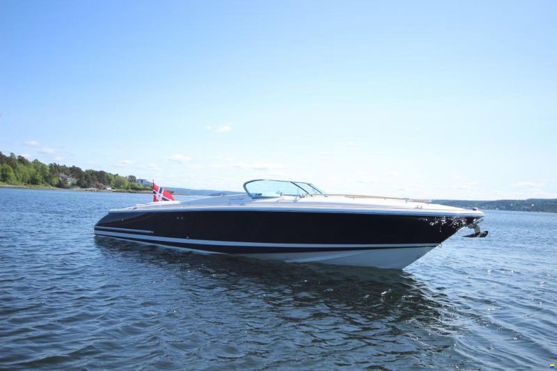 Chris Craft 28 Corsair