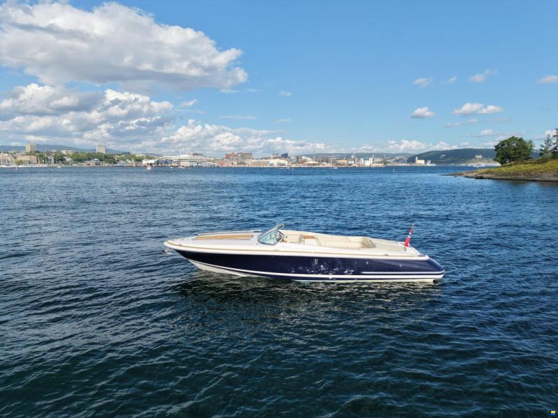 Chris Craft 28 Corsair