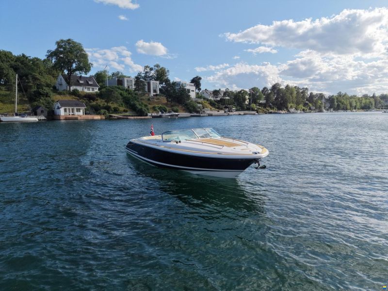 Chris Craft 28 Corsair