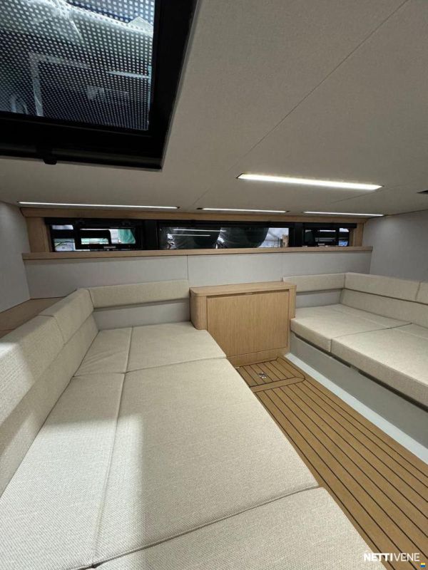 XO Boats 44 EXPLR