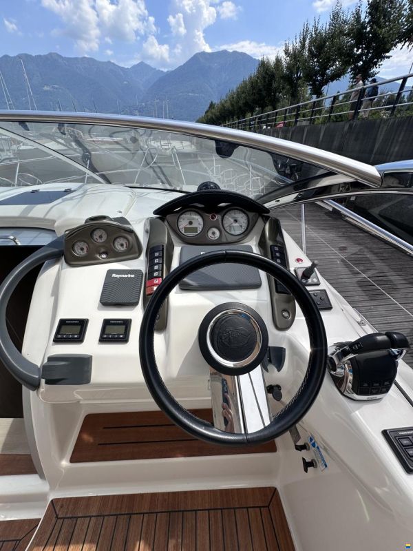 Cranchi Endurance 33