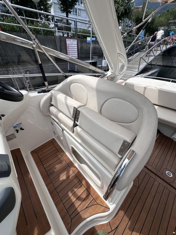 Cranchi Endurance 33
