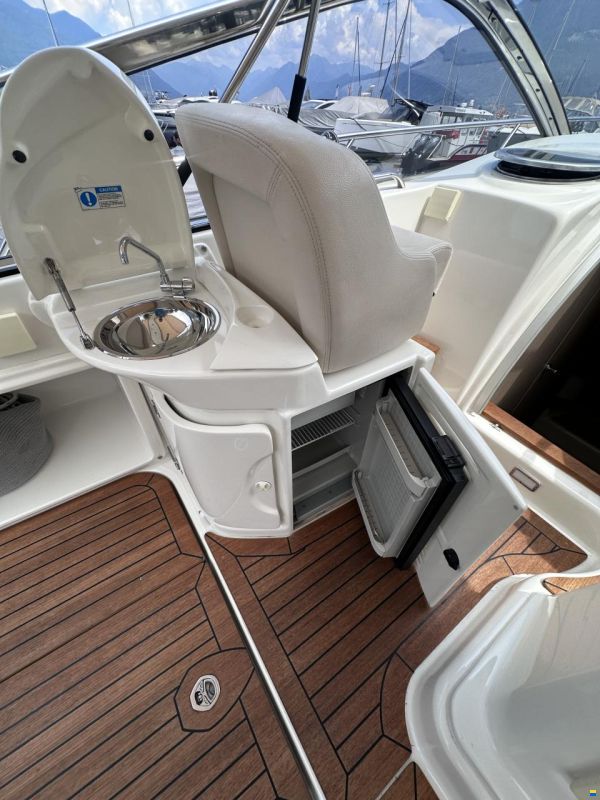 Cranchi Endurance 33