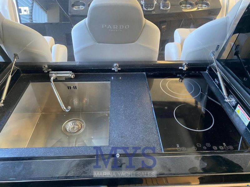 Pardo Yacht 43