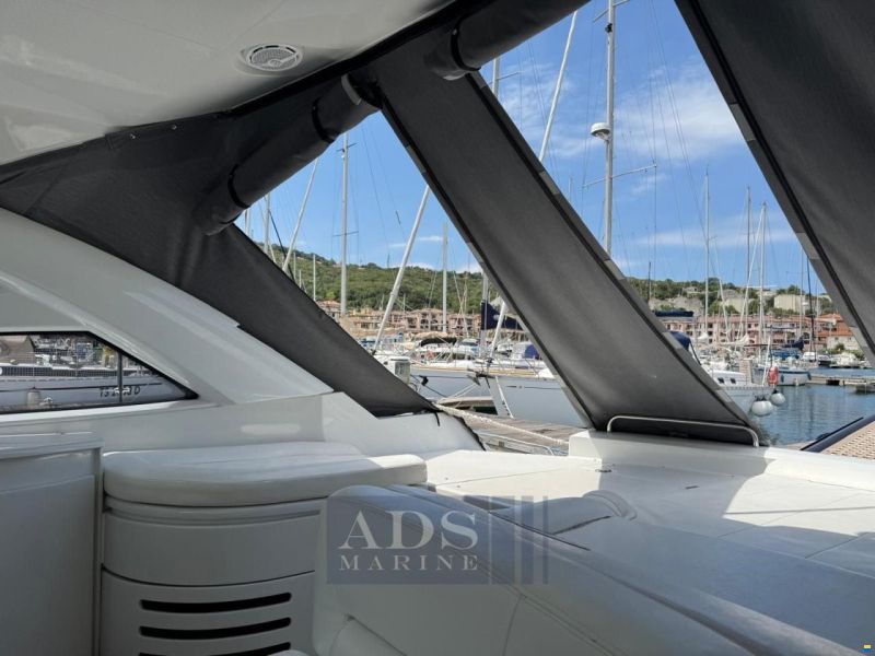 Pershing 46
