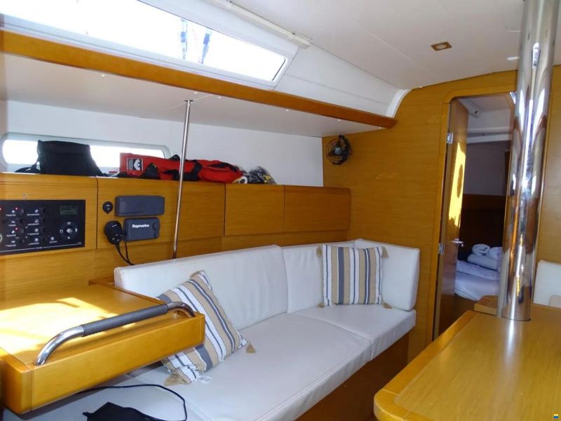 Jeanneau Sun Odyssey 389