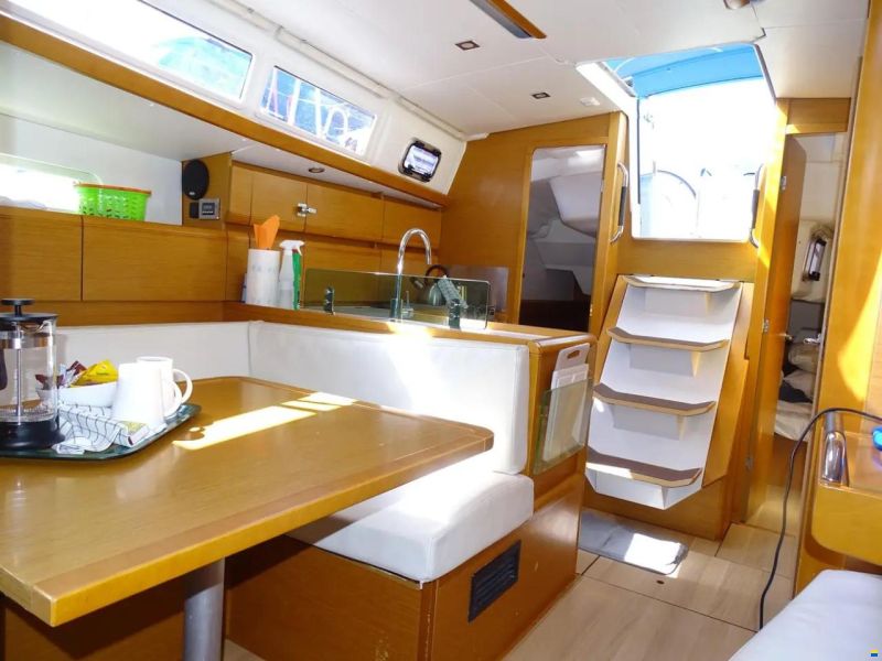 Jeanneau Sun Odyssey 389