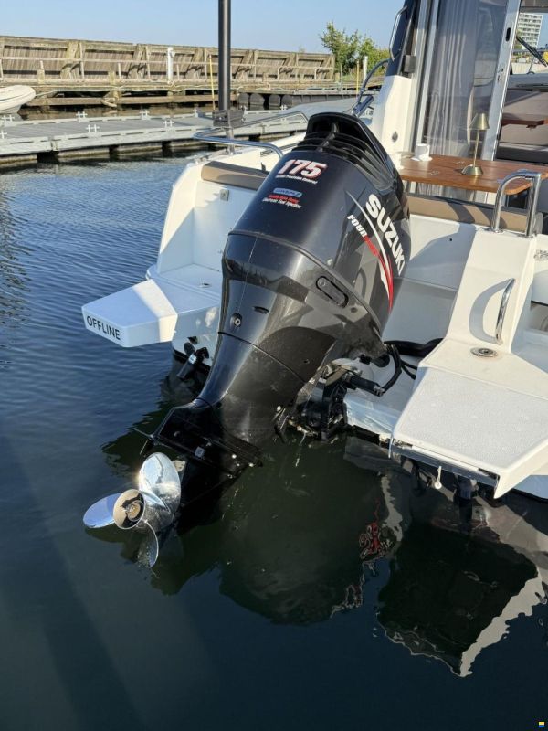 Jeanneau Merry Fisher 696