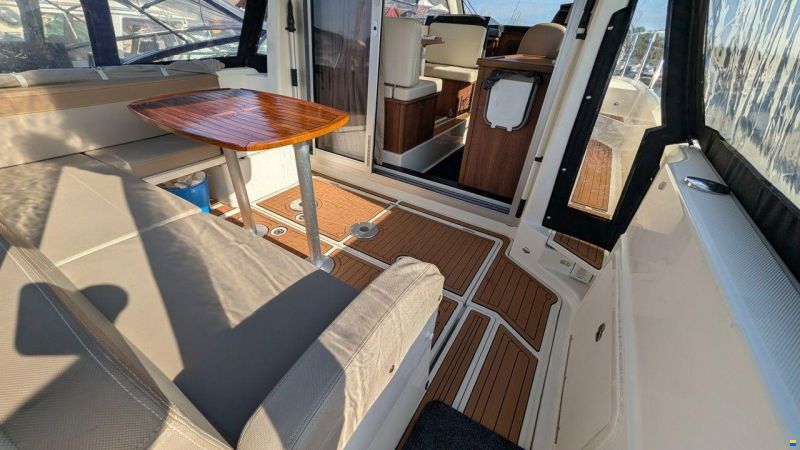 Quicksilver ACTIV 855 CRUISER