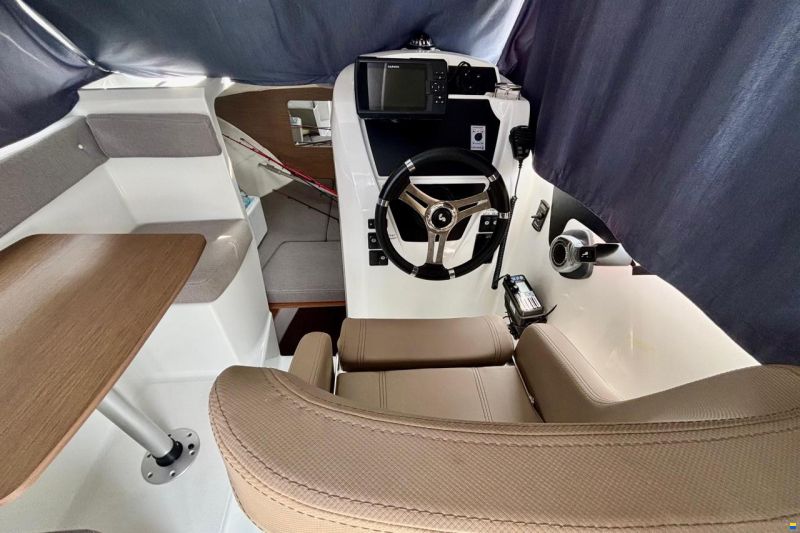 Beneteau Antares 5.80