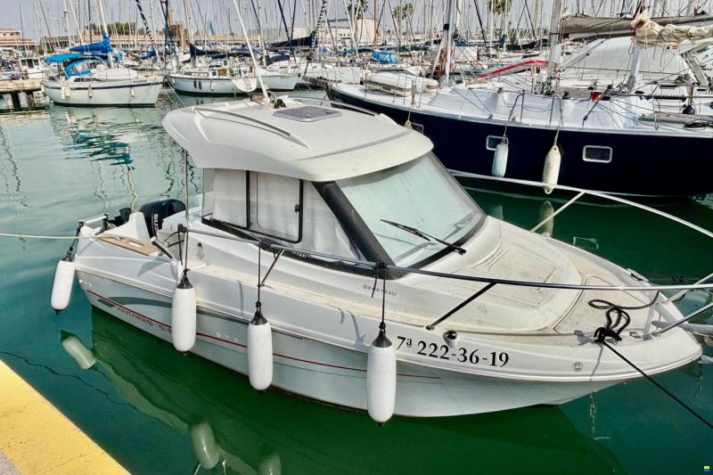 Beneteau Antares 5.80