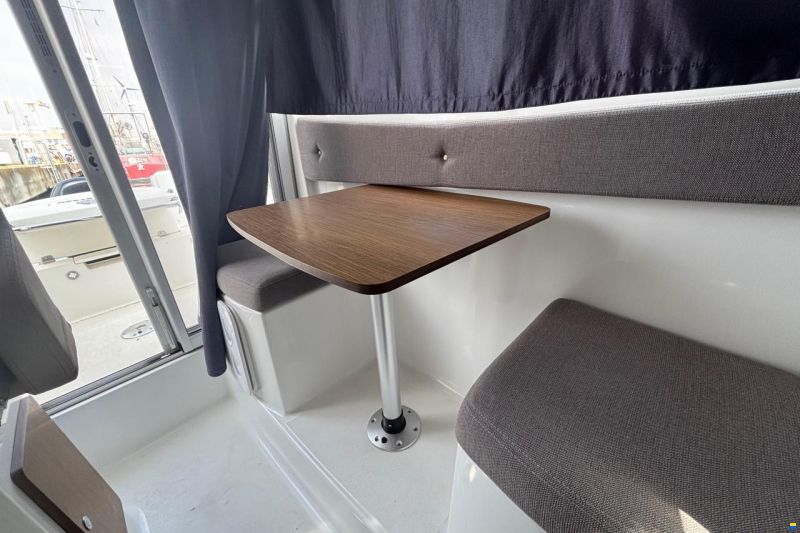 Beneteau Antares 5.80
