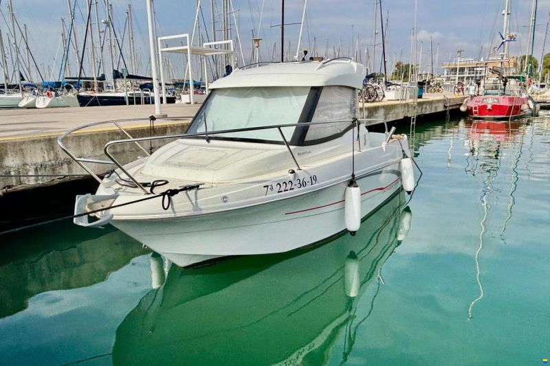 Beneteau Antares 5.80