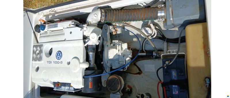Arvor 215
