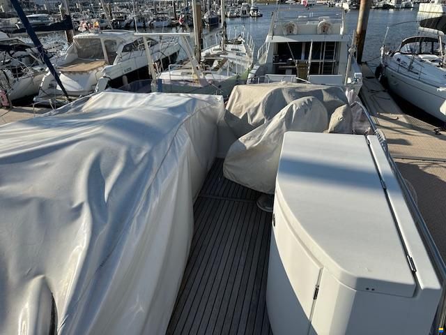 Jeanneau velasco 43