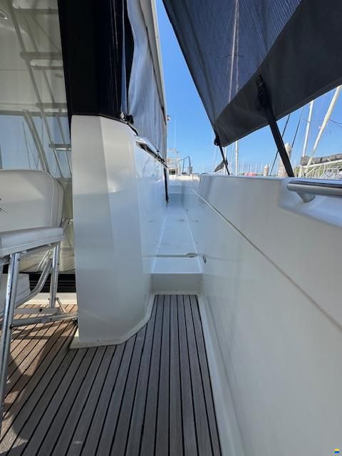Jeanneau velasco 43