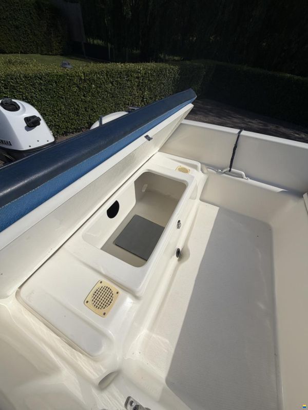 Yamarin 42 Open