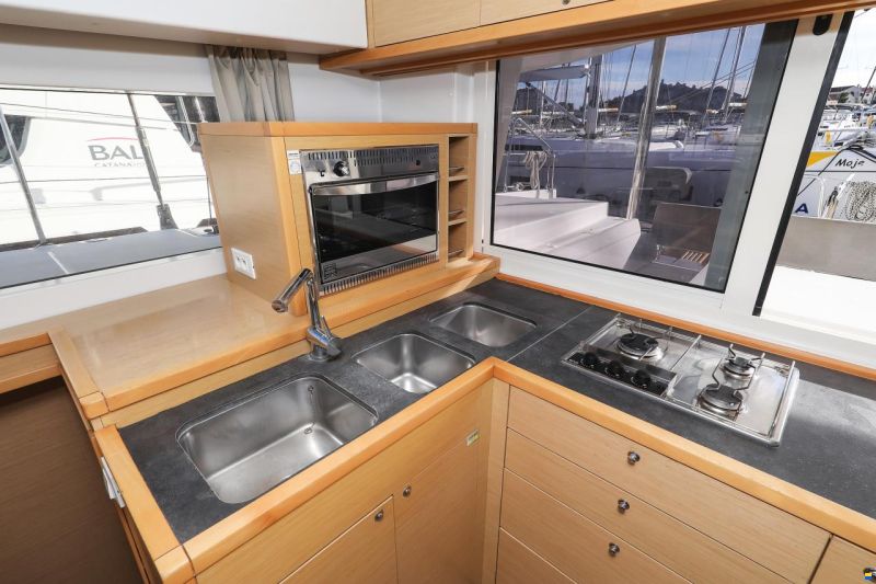 Lagoon 400 S2