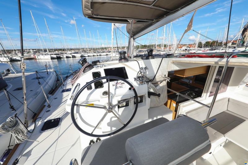 Lagoon 400 S2