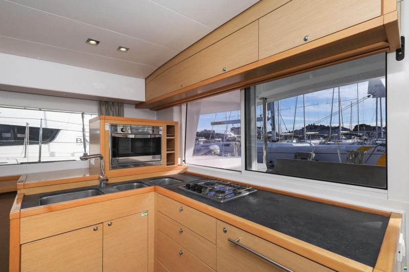Lagoon 400 S2