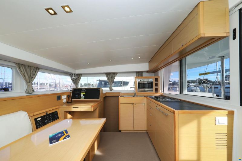 Lagoon 400 S2