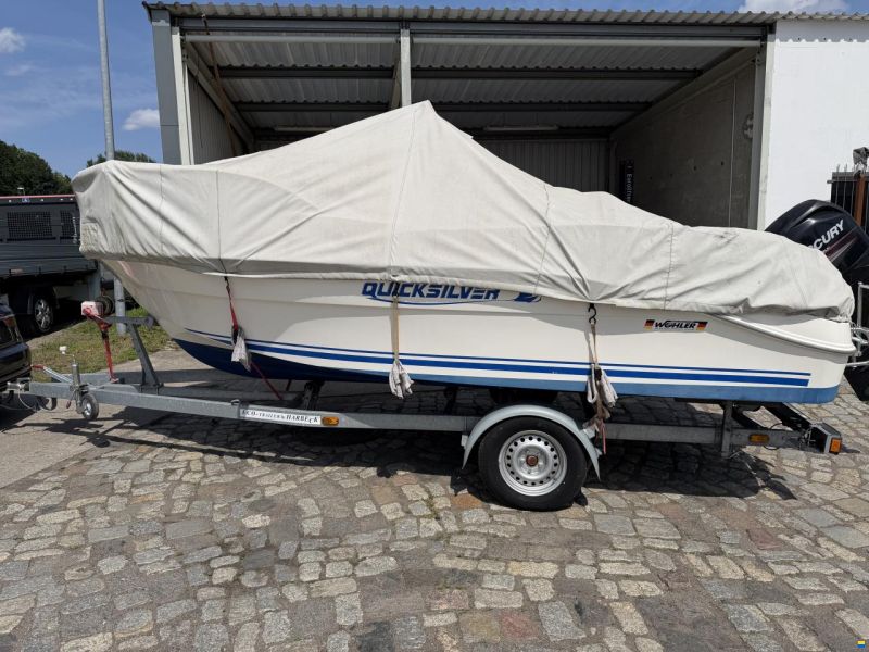 Quicksilver Commander 525