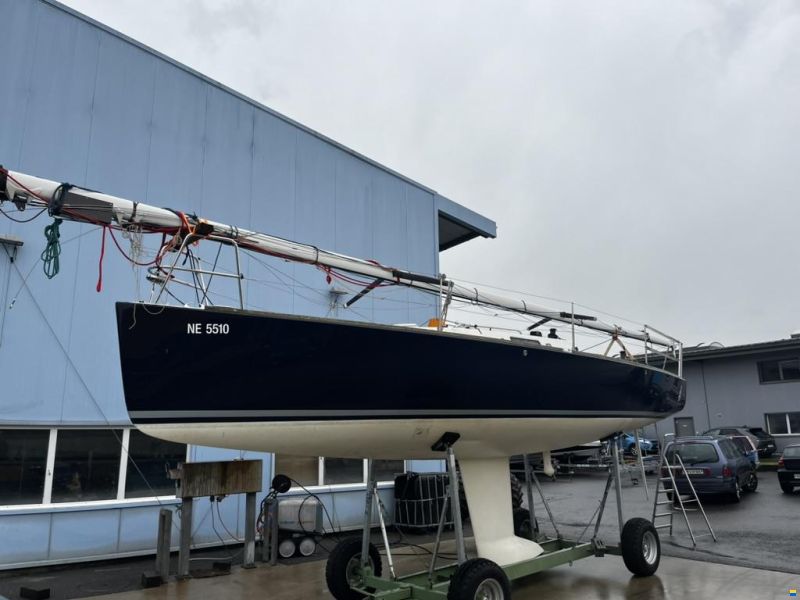 JComposite J100