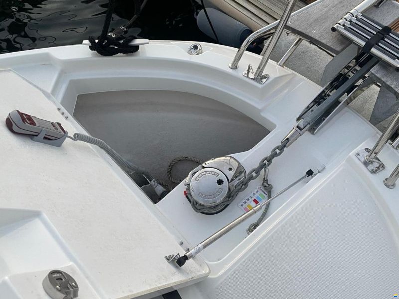 Jeanneau Merry Fisher 895