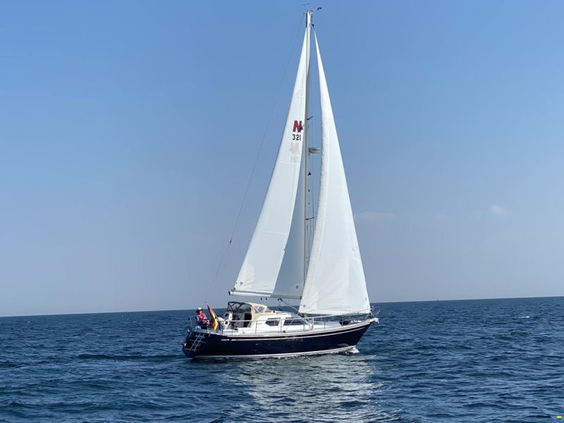 Nauticat 321
