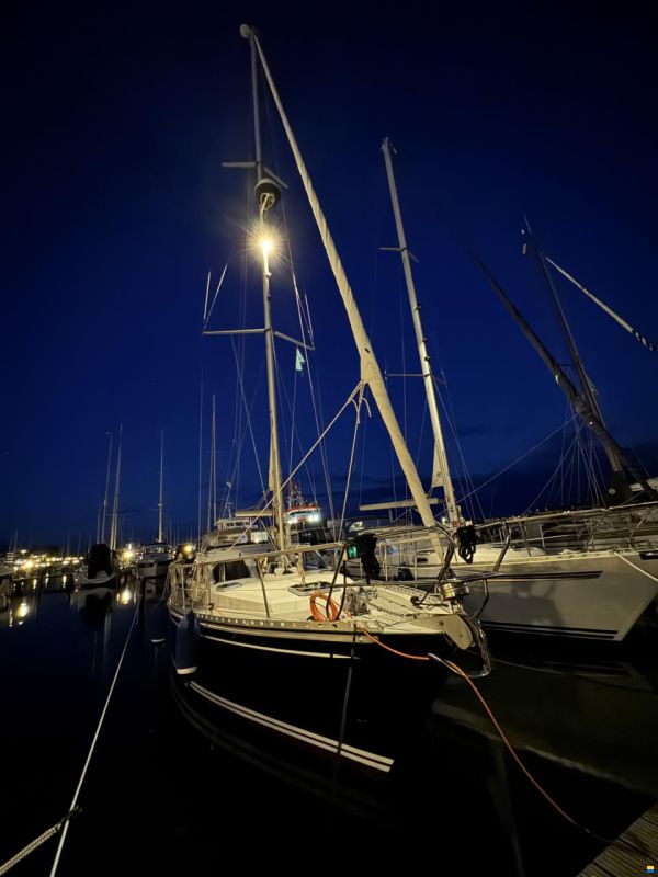Nauticat 321