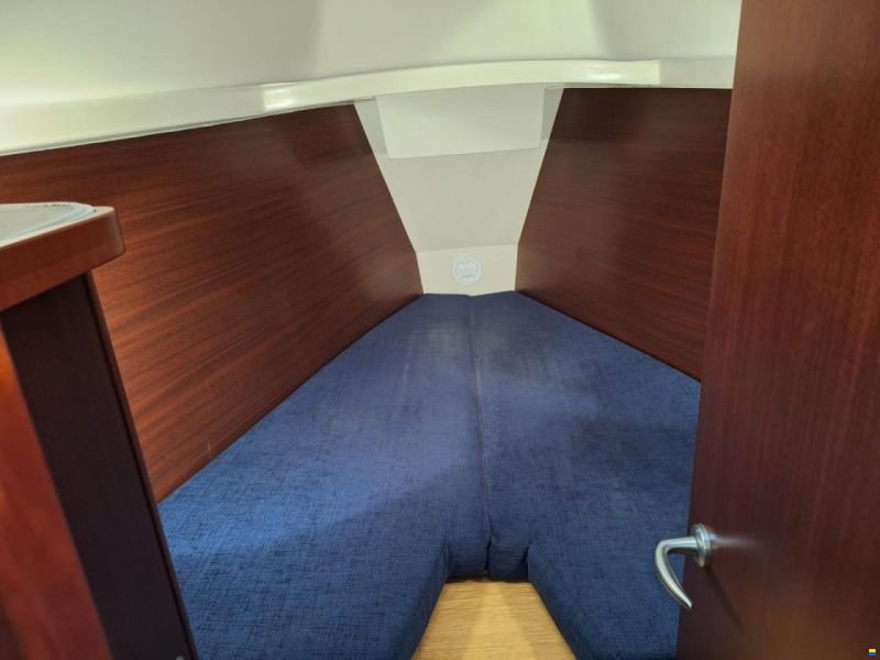 Hanse 320