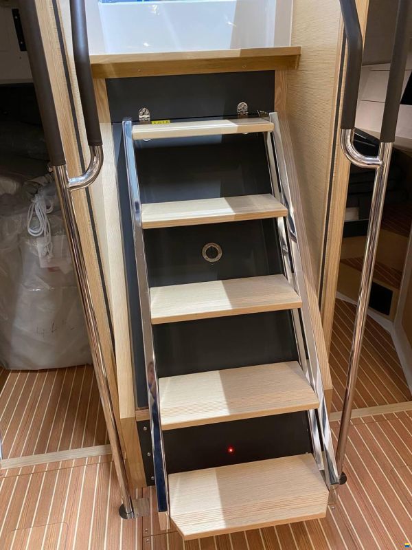 Hanse 460