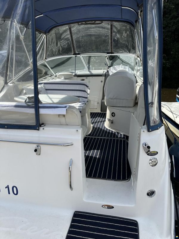 Bayliner 245