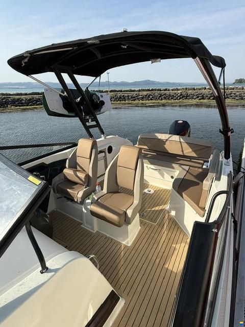 Quicksilver 675 Bow Rider/200 pro xs