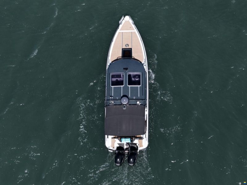 XO Boats 270 RS Front Cabin OB