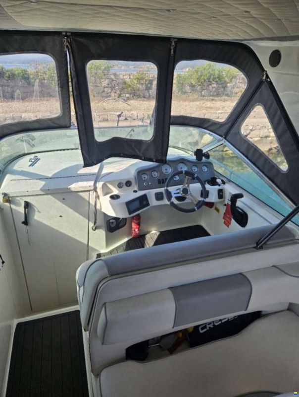 Sea Ray 230Da