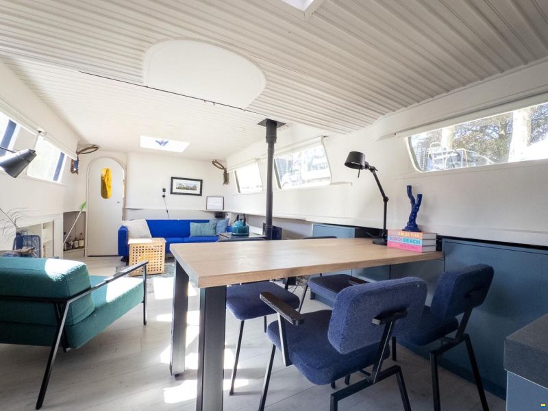 Woontjalk 17,5 x 4,3 m - Ruim Woonschip