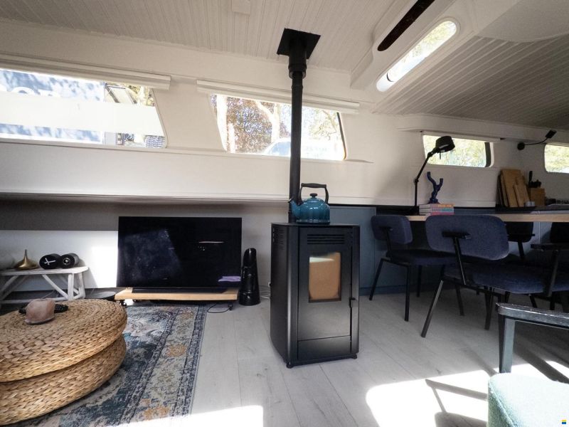 Woontjalk 17,5 x 4,3 m - Ruim Woonschip