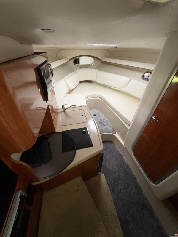 Four Winns Vista 268