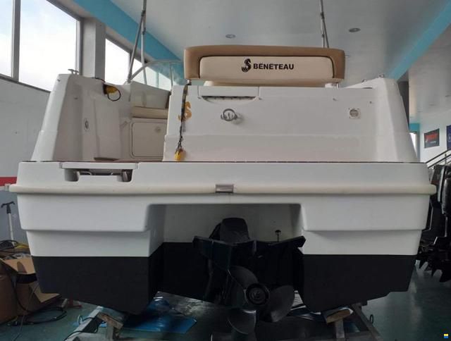 Beneteau Flyer 701