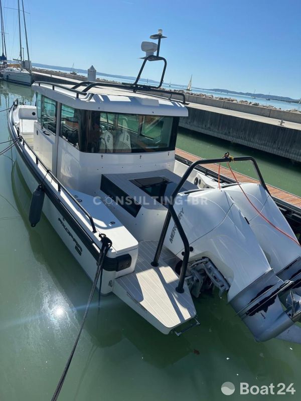 Axopar 28 Cabin Brabus Line