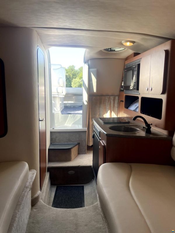 Crownline 270 CR