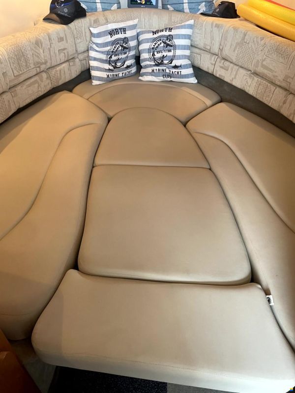 Crownline 270 CR