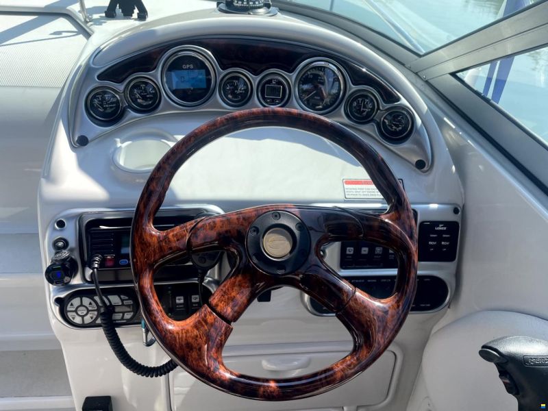 Crownline 270 CR