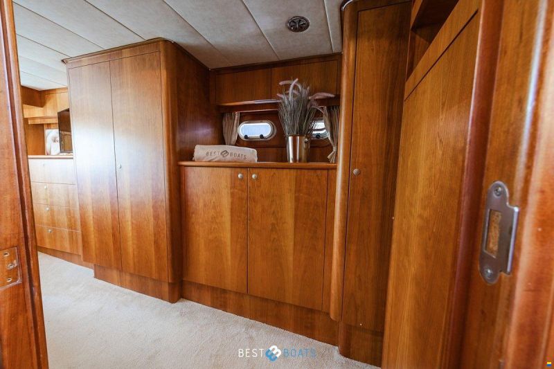 Van den Hoven Exclusive 1600