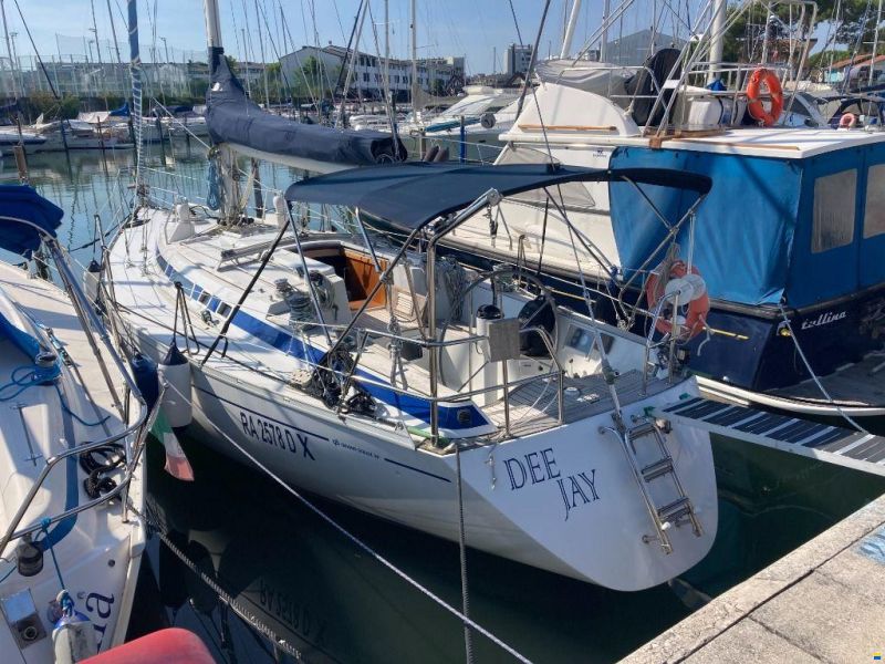 Grand Soleil GS 39